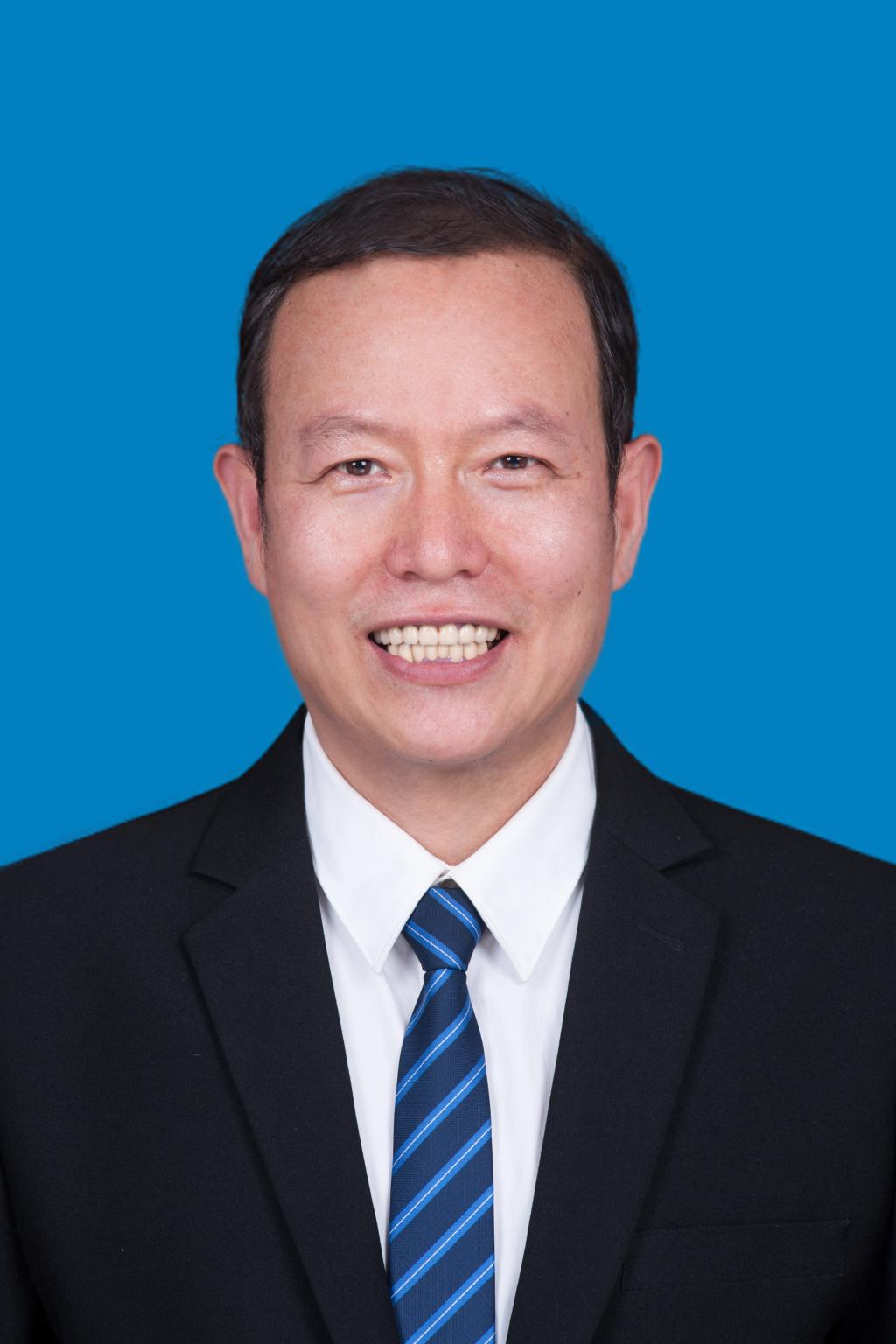 张根龙-蓝 张根龙-蓝